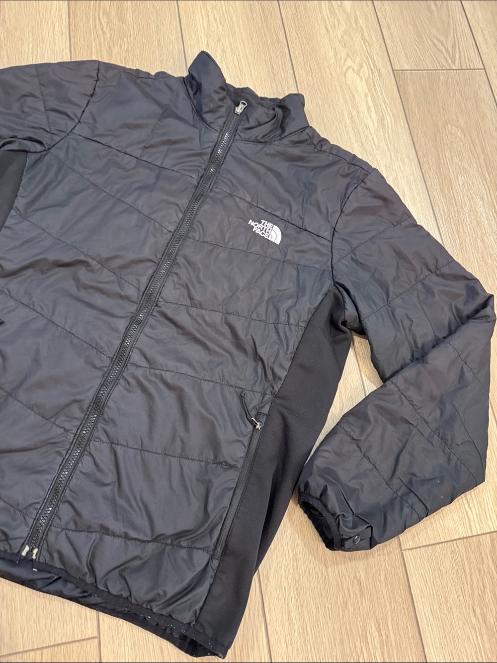 The North Face Men’s Sz L Zip Up Puffer Jacket Black